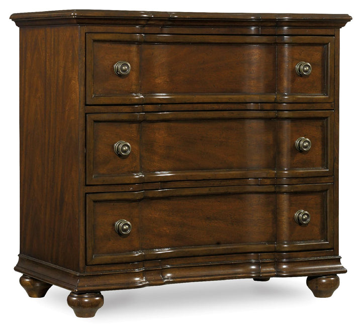 American Home Furniture | Hooker Furniture - Leesburg Bachelor's Chest