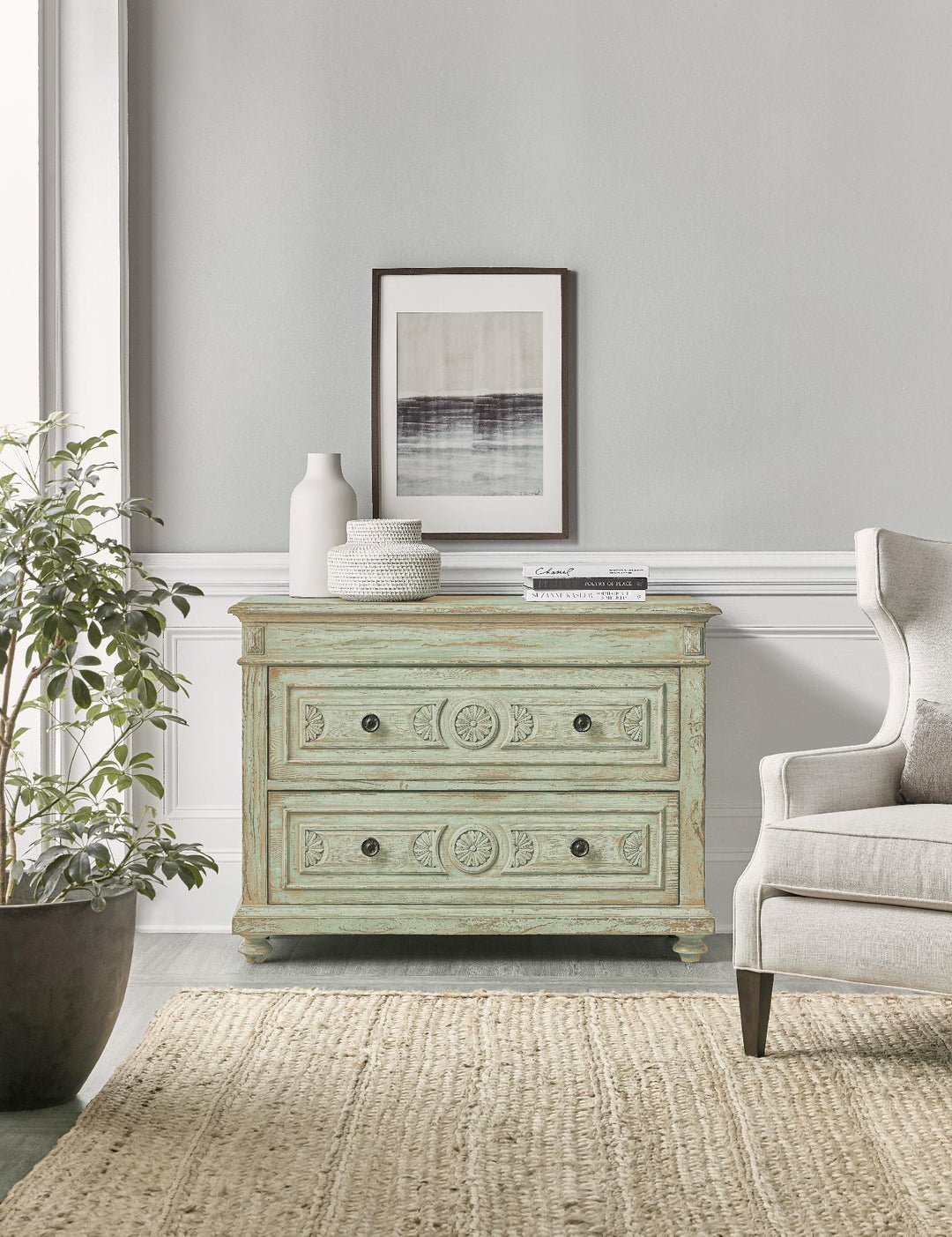 American Home Furniture | Hooker Furniture - Traditions Two-Drawer Accent Chest
