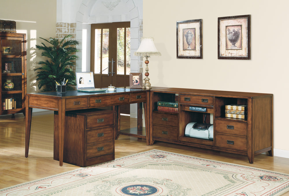 American Home Furniture | Hooker Furniture - Danforth Executive Leg Desk