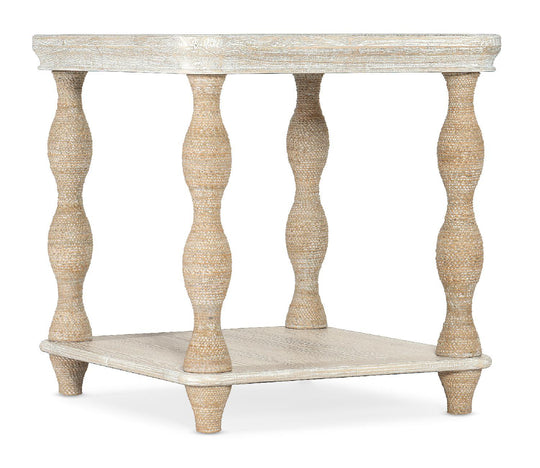 Light Wood/24.00 X 26.00 X 24.75